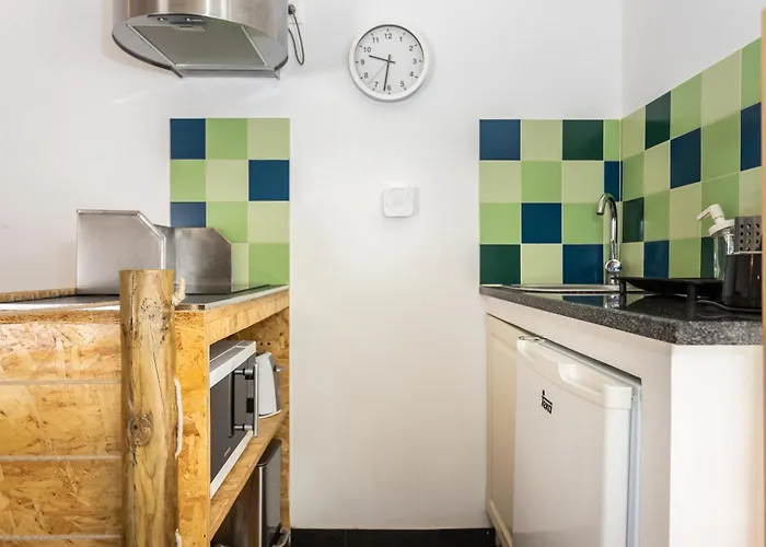 Postigo Do Cais - By Y Concept