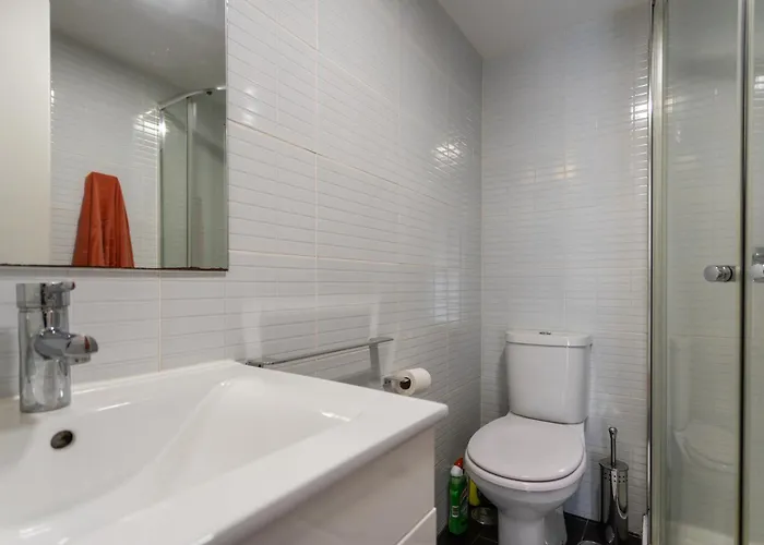 Postigo Do Cais - By Y Concept