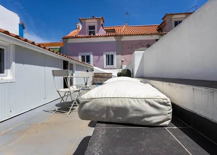 Postigo Do Cais - By Y Concept * Setúbal