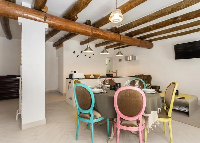 Postigo Do Cais - By Y Concept